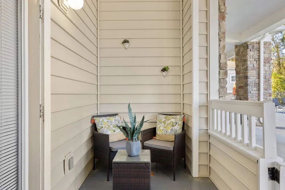 dog friendly three bedroom apartments near ECU greenville nc the horizon student living at The Horizon