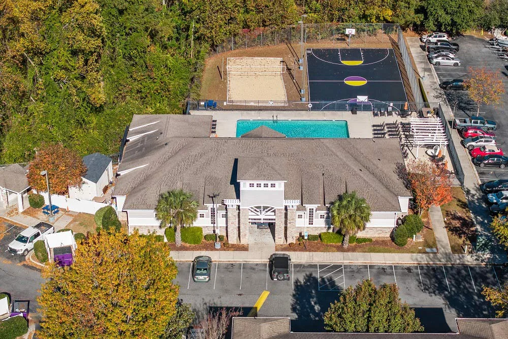 furnished student apartments near ECU greenville nc at The Horizon